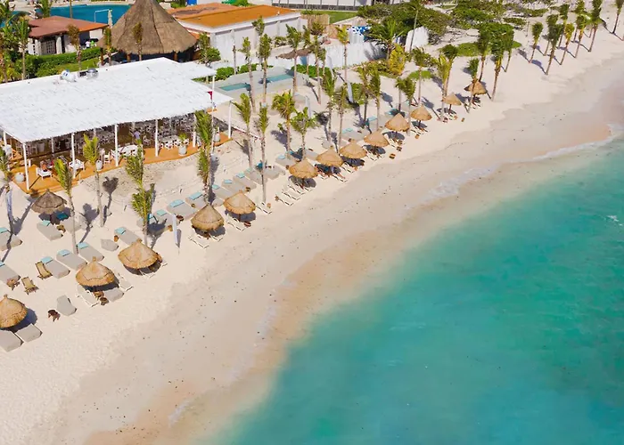 Apartment Alma Walk To Caribbean Sea View Rooftop Pools